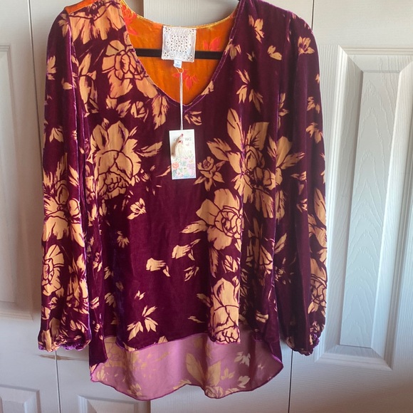 Johnny Was NWT Vida Floral Burnout Velvet Long Sleeve Vneck Silk Rayon Blouse - Picture 3 of 15